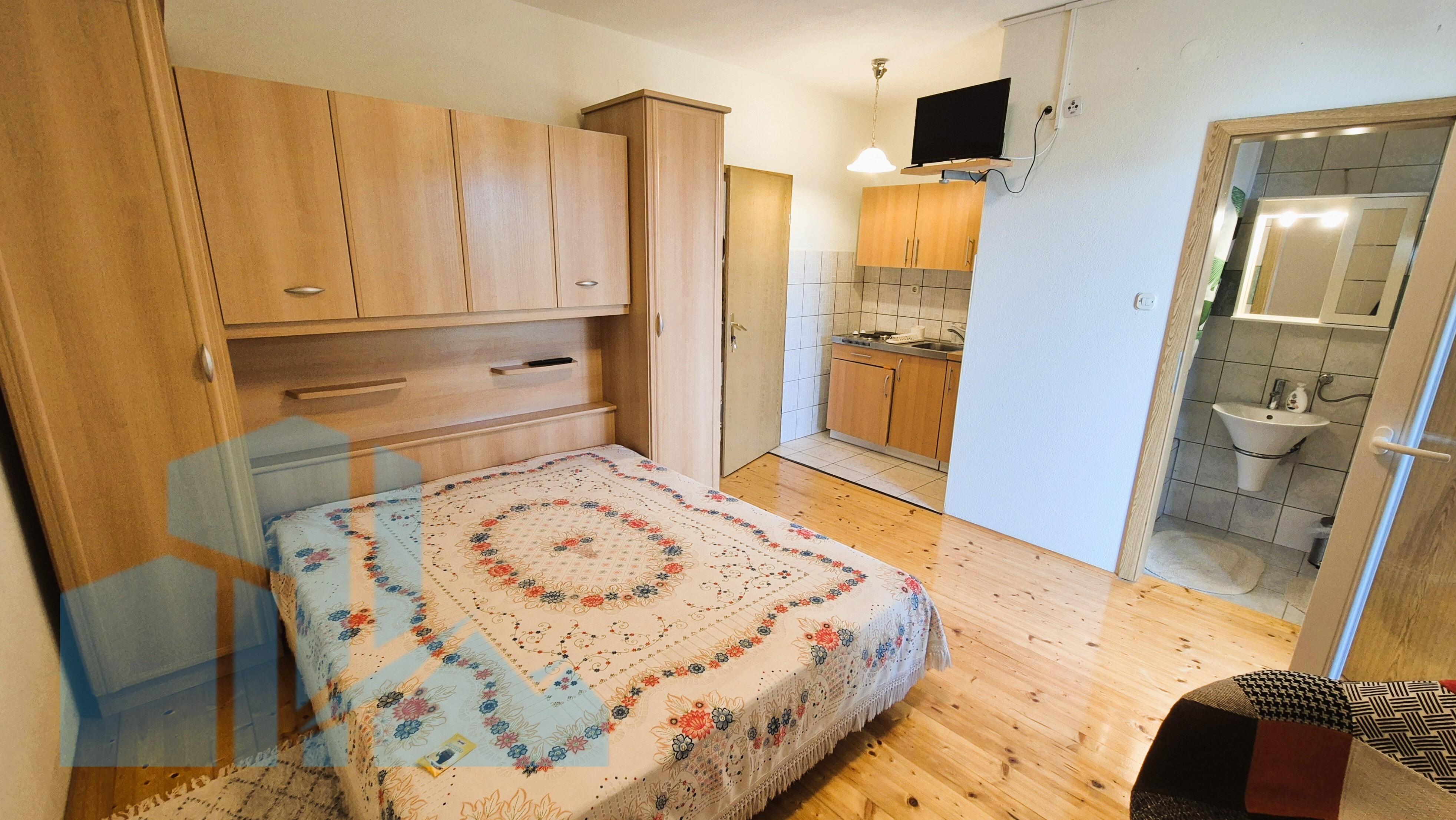 Apartmanska kuća u Bilicama s uhodanim turističkim najmom