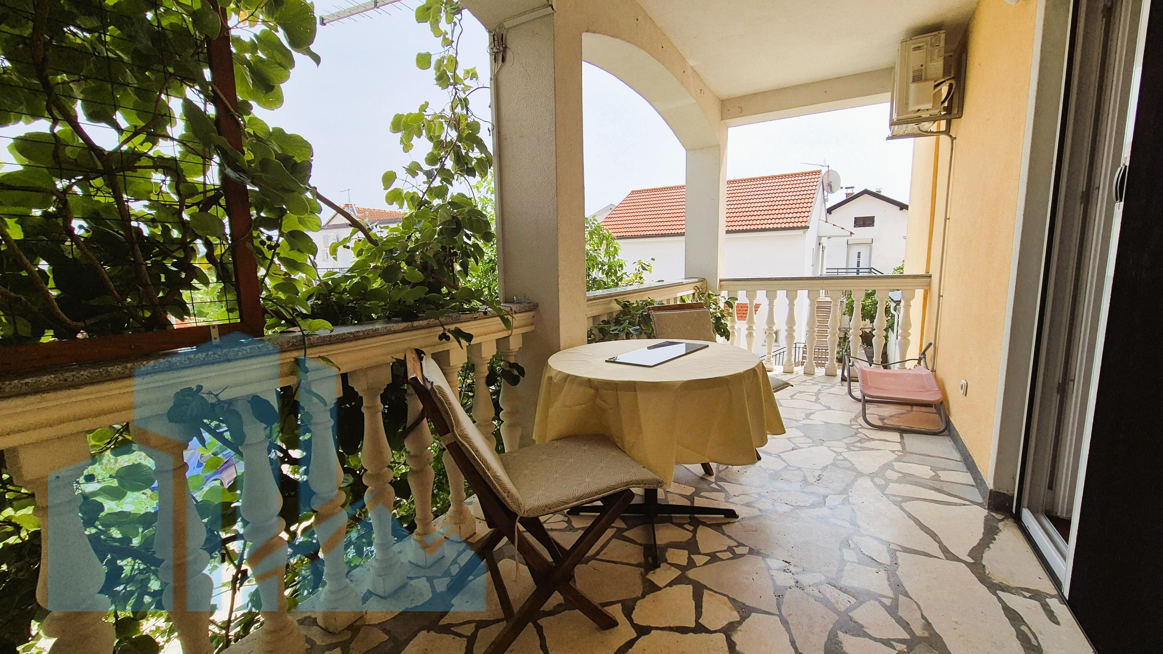 Apartmanska kuća u Bilicama s uhodanim turističkim najmom