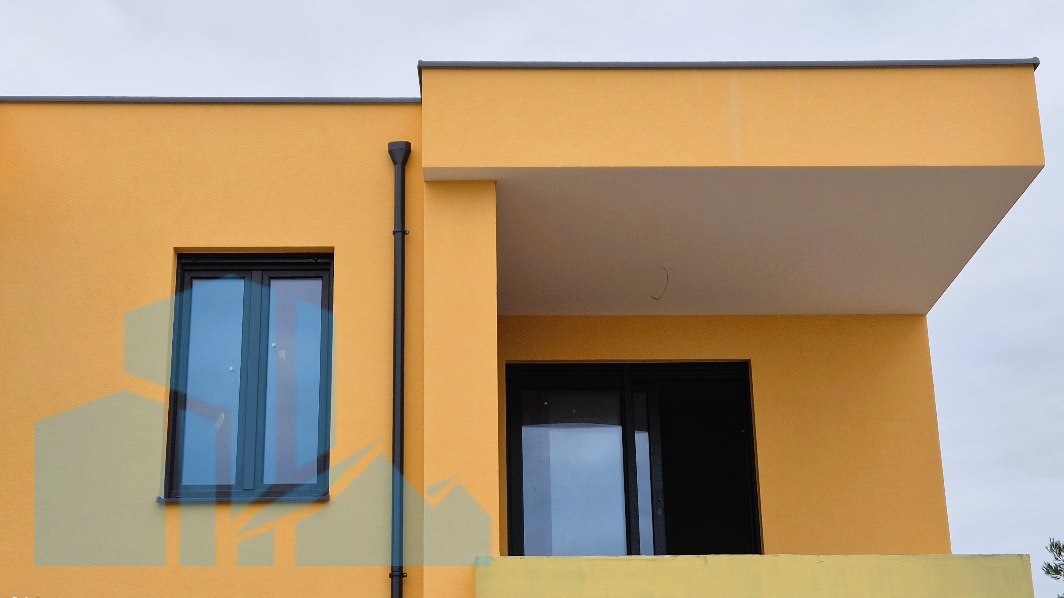 Brodarica, Šibenik - Stan sa vrtom i pogledom na mora - C