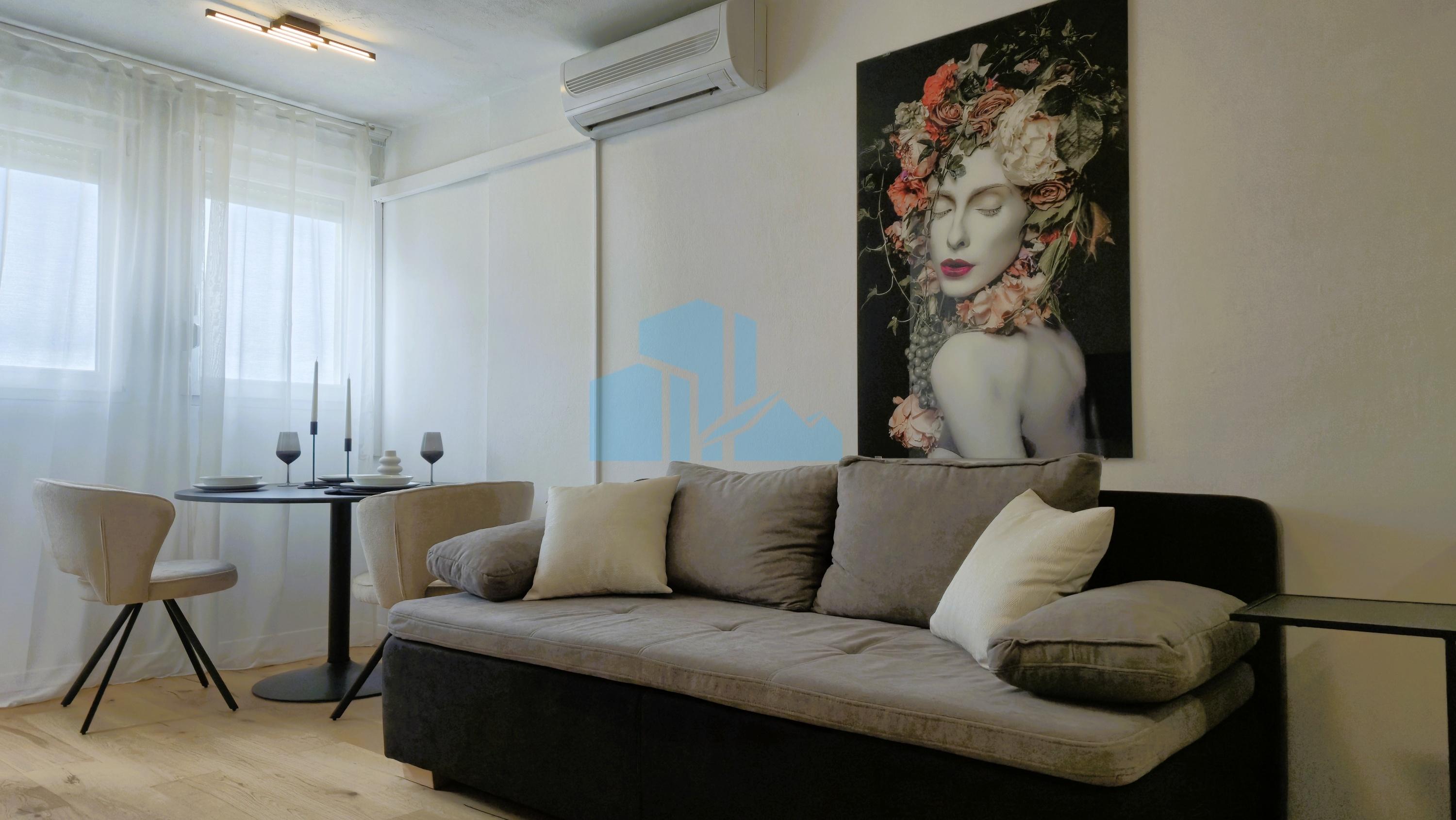 Šibenik – Baldekin - Kompletno renoviran i opremljen stan 42 m²